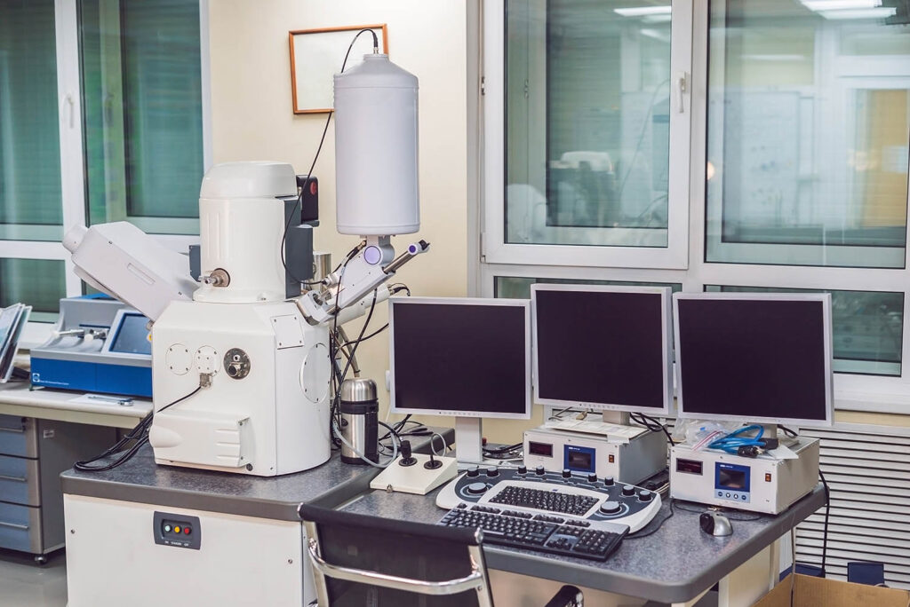 CTL uses electron microscopes to complete materials failure analysis.